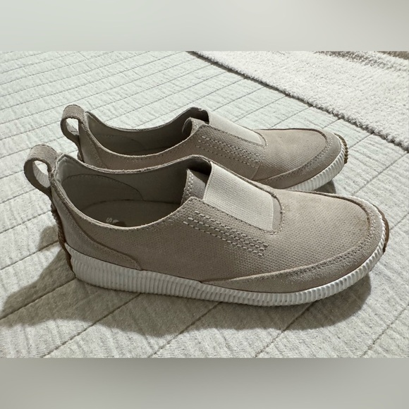 Sorel Shoes - Sorel Women's Slip-On Sneakers in Light Beige